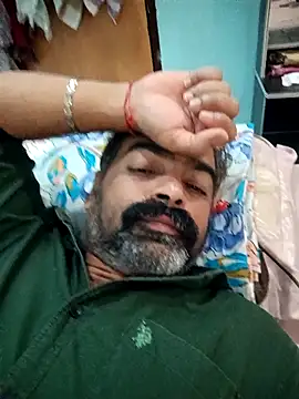 Snapshot of demon_royal chatting on 12/17/25, 06:25 demon royal online show from 12/17/25, 06:25