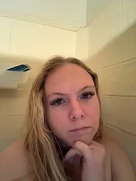 roughdiamond35 online show from 10/26/25, 04:24