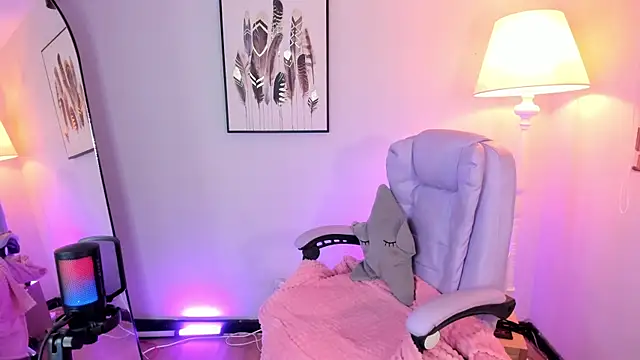 hollie joliie online show from 02/21/26, 11:33