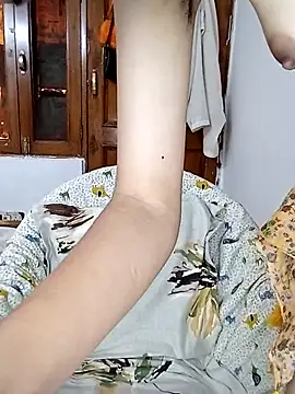 miss raavy online show from 03/28/26, 08:36