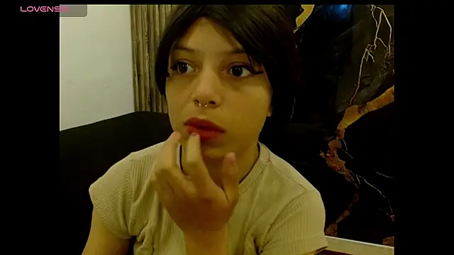 EIVIY1609 online show from 09/11/25, 01:44