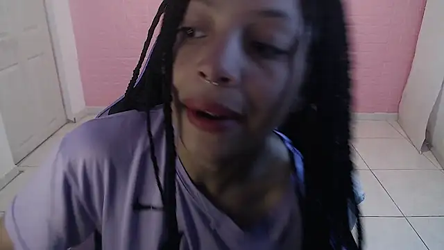 EIVIY1609 online show from 11/24/25, 02:17