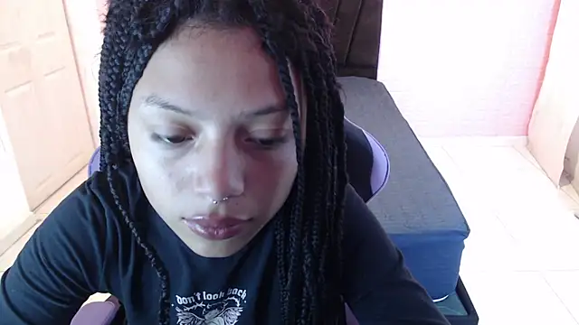 EIVIY1609 online show from 12/05/25, 01:31