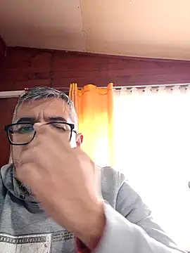 Snapshot of panchosativo chatting on 09/28/25, 06:24 panchosativo online show from 09/28/25, 06:24