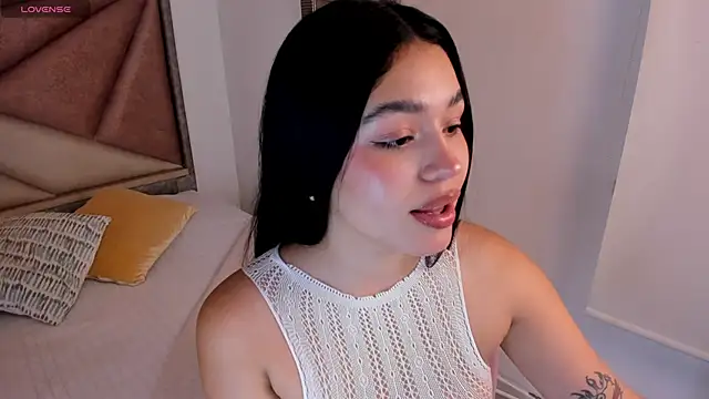 AvaScott  online show from 12/17/25, 06:14