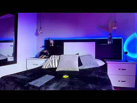 eriikjoness online show from 11/25/25, 07:14