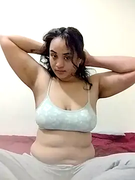 SoakedUpKitty- online show from 12/01/25, 06:51