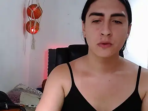 lola diez online show from 02/09/26, 09:19