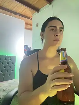 lola diez online show from 04/14/26, 01:33