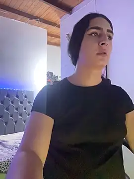 lola diez online show from 04/16/26, 08:26