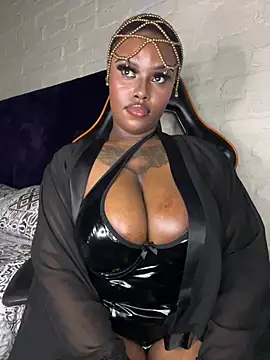 QUEEN NOBUHLE 777 online show from 03/27/26, 10:53