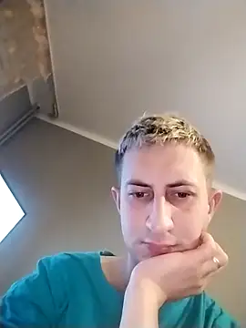 Snapshot of boytwink7 chatting on 10/04/25, 05:00 boytwink7 online show from 10/04/25, 05:00