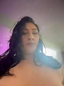 Snapshot of Elyross1_ chatting on 09/19/25, 11:11 Elyross1 online show from 09/19/25, 11:11