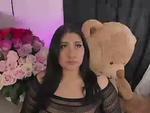 Snapshot of Elyross1_ chatting on 10/29/25, 11:06 Elyross1 online show from 10/29/25, 11:06