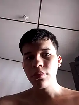 Snapshot of Daniel97Quintero chatting on 12/05/25, 02:25 Daniel97Quintero online show from 12/05/25, 02:25