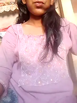 Snapshot of Riya_patola chatting on 09/25/25, 03:43 Riya patola online show from 09/25/25, 03:43