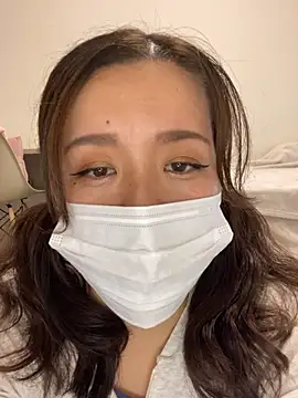 Snapshot of NATSUMI00 chatting on 10/16/25, 05:30 NATSUMI00 online show from 10/16/25, 05:30