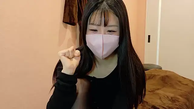 Snapshot of Ema-- chatting on 12/13/25, 10:15 Ema-- online show from 12/13/25, 10:15