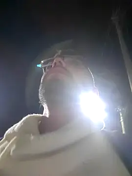 Snapshot of DanteWinter chatting on 10/24/25, 02:08 DanteWinter online show from 10/24/25, 02:08