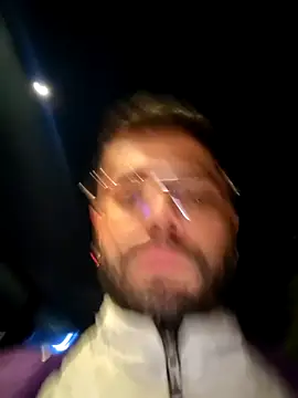 Snapshot of DanteWinter chatting on 11/05/25, 02:22 DanteWinter online show from 11/05/25, 02:22