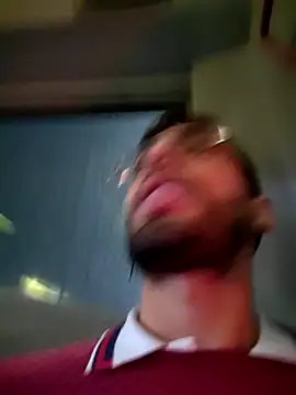 Snapshot of DanteWinter chatting on 11/21/25, 02:21 DanteWinter online show from 11/21/25, 02:21