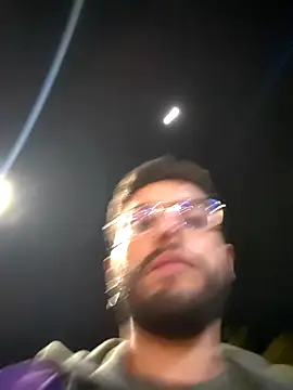 Snapshot of DanteWinter chatting on 12/01/25, 02:05 DanteWinter online show from 12/01/25, 02:05