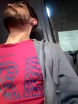 Snapshot of DanteWinter chatting on 12/17/25, 02:28 DanteWinter online show from 12/17/25, 02:28