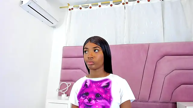 MarianRosse online show from 11/13/25, 09:36