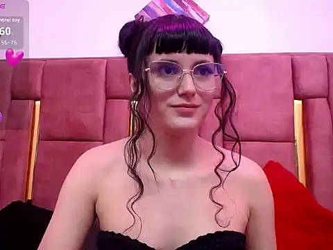 Snapshot of XBODTRIIPX chatting on 09/28/25, 11:15 XBODTRIIPX online show from 09/28/25, 11:15