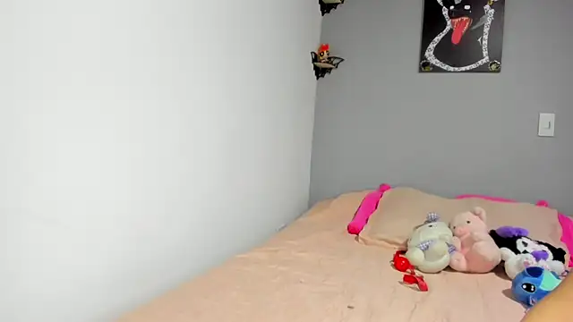 XBODTRIIPX online show from 04/21/26, 02:04