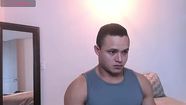 Snapshot of KingLevi01 chatting on 09/16/25, 02:18 KingLevi01 online show from 09/16/25, 02:18