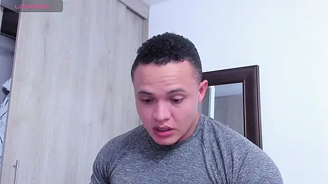 Snapshot of KingLevi01 chatting on 11/06/25, 09:59 KingLevi01 online show from 11/06/25, 09:59