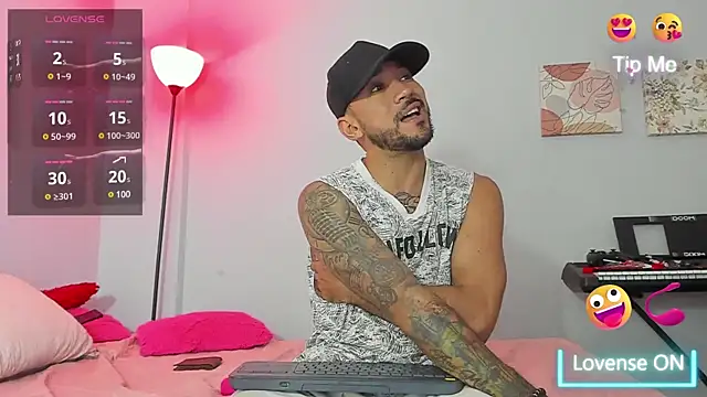 Snapshot of dereck_karter chatting on 02/03/25, 12:25 dereck karter online show from 02/03/25, 12:25