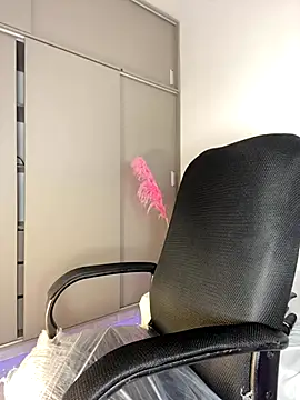 Charlottediolet online show from 09/09/25, 11:32