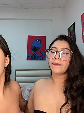 Snapshot of Sweet_and_Rous0 chatting on 07/24/26, 05:16 Sweet and Rous0 online show from 07/24/26, 05:16