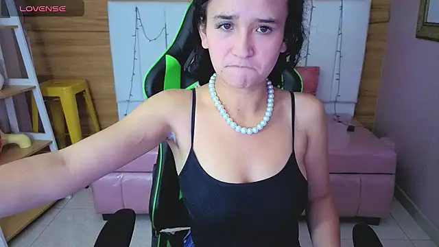 bella vibess s online show from 03/25/26, 12:44