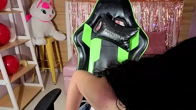 bella vibess s online show from 04/14/26, 12:55