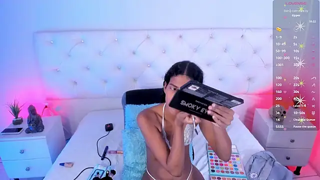 Ambeer fox  online show from 10/15/25, 07:36