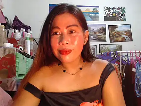Snapshot of filipina_beauty chatting on 12/21/25, 06:48 filipina beauty online show from 12/21/25, 06:48
