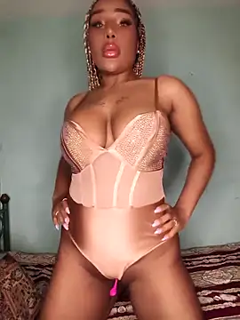 Queen Amara online show from 09/27/25, 01:21