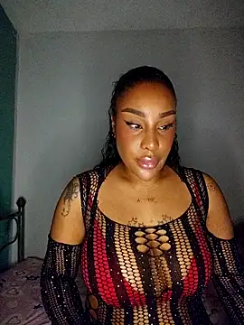 Queen Amara online show from 03/05/26, 03:57