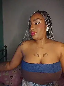Snapshot of Queen_Amara chatting on 06/03/26, 04:04 Queen Amara online show from 06/03/26, 04:04