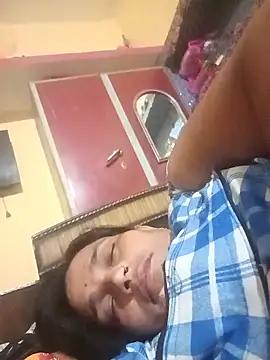 Snapshot of Hot-kal93 chatting on 11/07/25, 10:10 Hot-kal93 online show from 11/07/25, 10:10