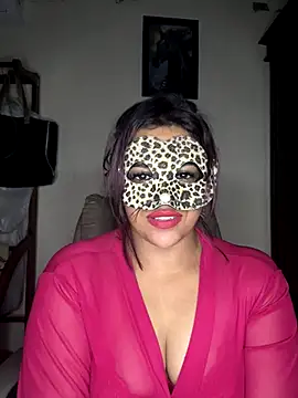 SLNatasha online show from 11/24/25, 04:07