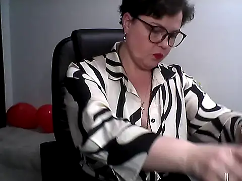 EllaLove2277 online show from 02/21/26, 05:03