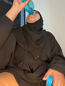 SpicykhalifaX online show from 06/02/26, 07:27