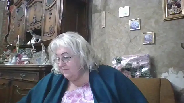 Snapshot of Lala-Love56 chatting on 09/19/25, 07:47 Lala-Love56 online show from 09/19/25, 07:47