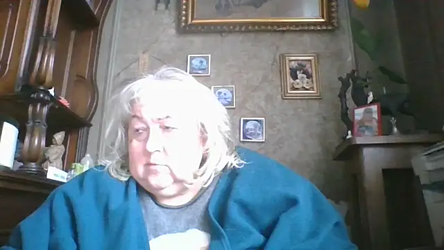 Snapshot of Lala-Love56 chatting on 10/28/25, 07:12 Lala-Love56 online show from 10/28/25, 07:12