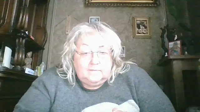 Snapshot of Lala-Love56 chatting on 11/07/25, 12:05 Lala-Love56 online show from 11/07/25, 12:05