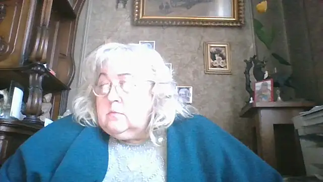 Snapshot of Lala-Love56 chatting on 11/13/25, 08:35 Lala-Love56 online show from 11/13/25, 08:35